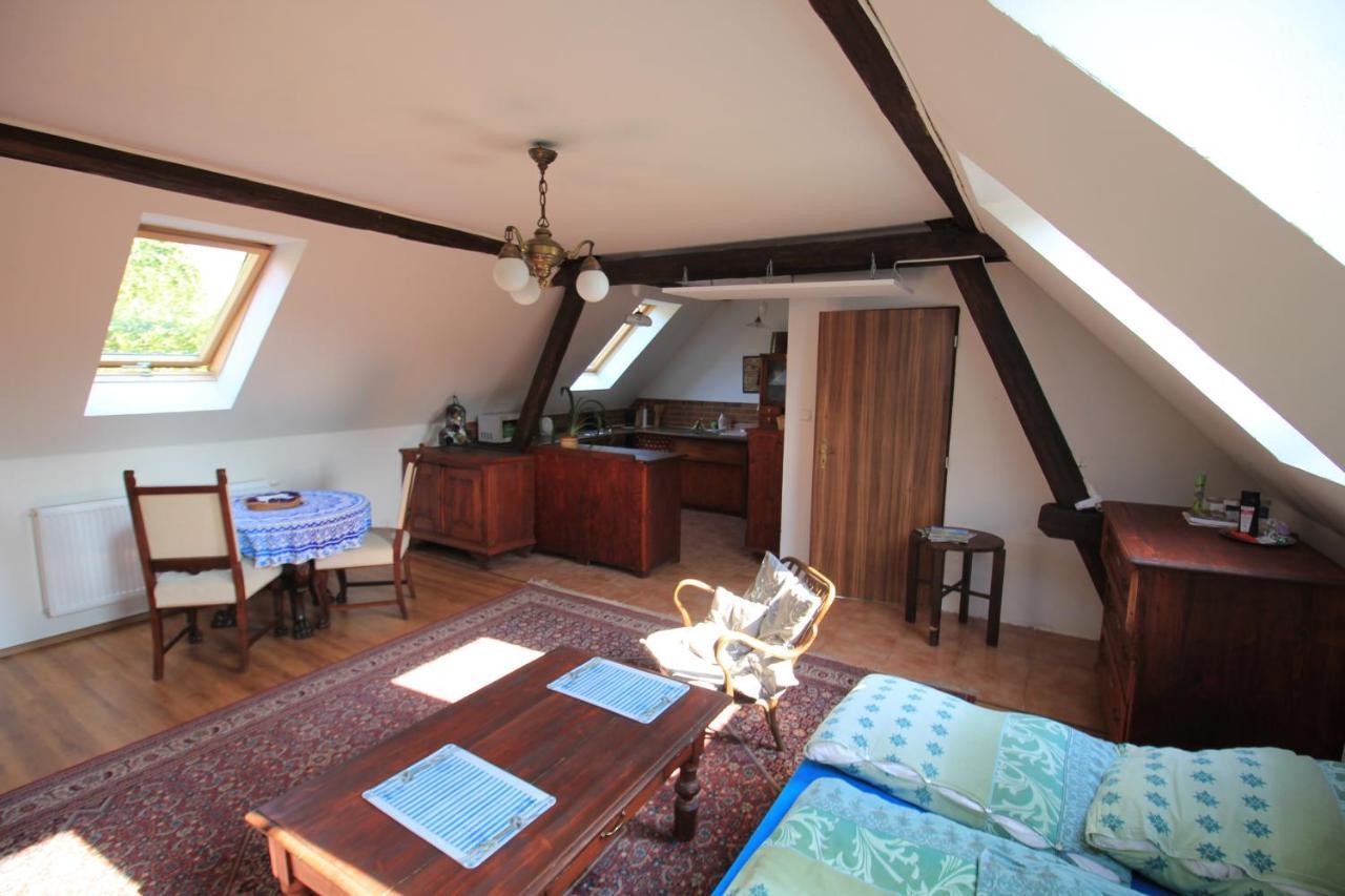 U Slunce Apartment Ostredek Екстериор снимка