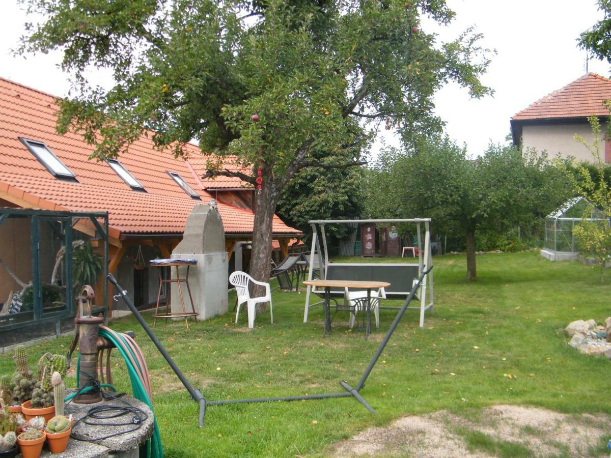 U Slunce Apartment Ostredek Екстериор снимка